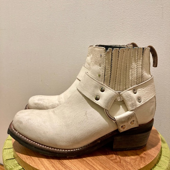 Freebird by Steven Whiskey Ankle Boots - Picture 3 of 5